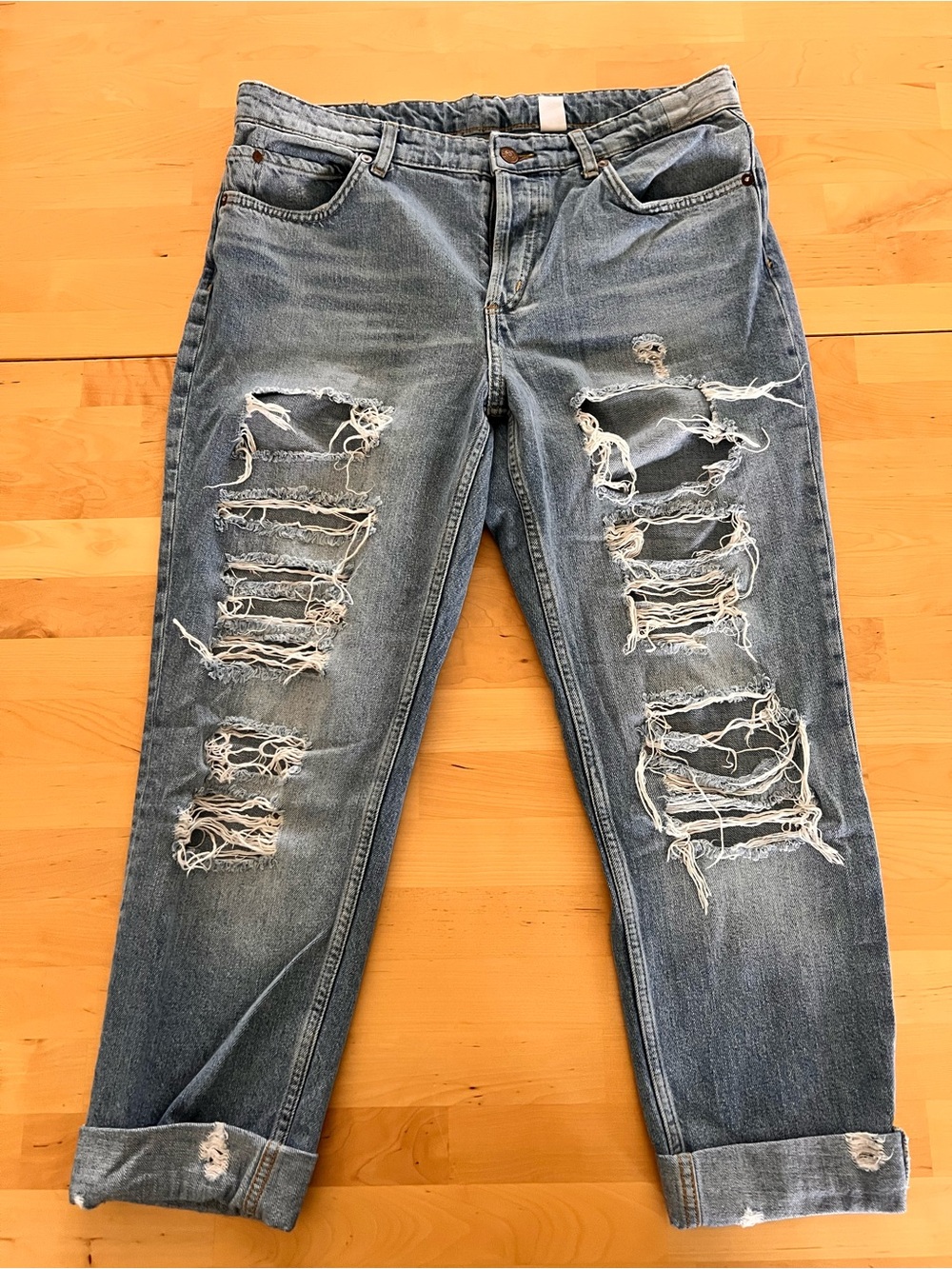 H&M Women's Distressed Light Blue Boyfriend Jeans